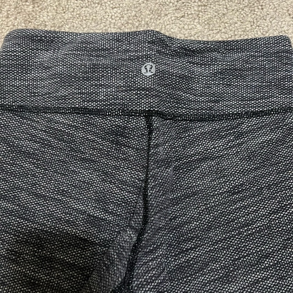 Lululemon Wunder Under Pant III leggings *Full on Luon 21”